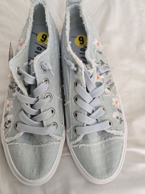 Blowfish Shoes - Blowfish, Light Blue Floral Embroidered Women’s Casual Sneakers